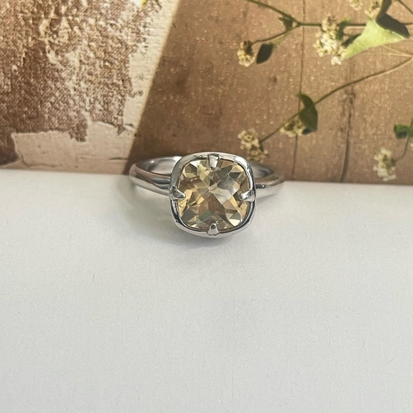 925 Sterling Silver Ring with Natural Faceted Golden Topaz Gemstone (US 9) - Picture 4 of 13